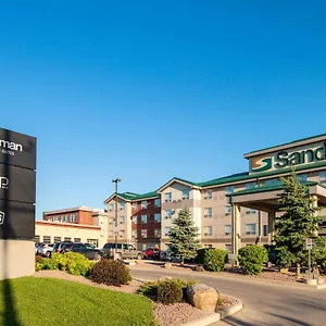 *** Hotel Sandman & Airport Canada